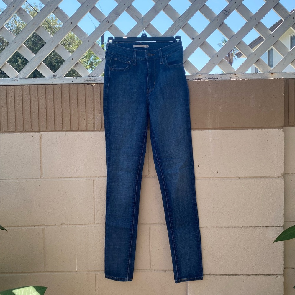 LEVI’S SKINNY JEANS